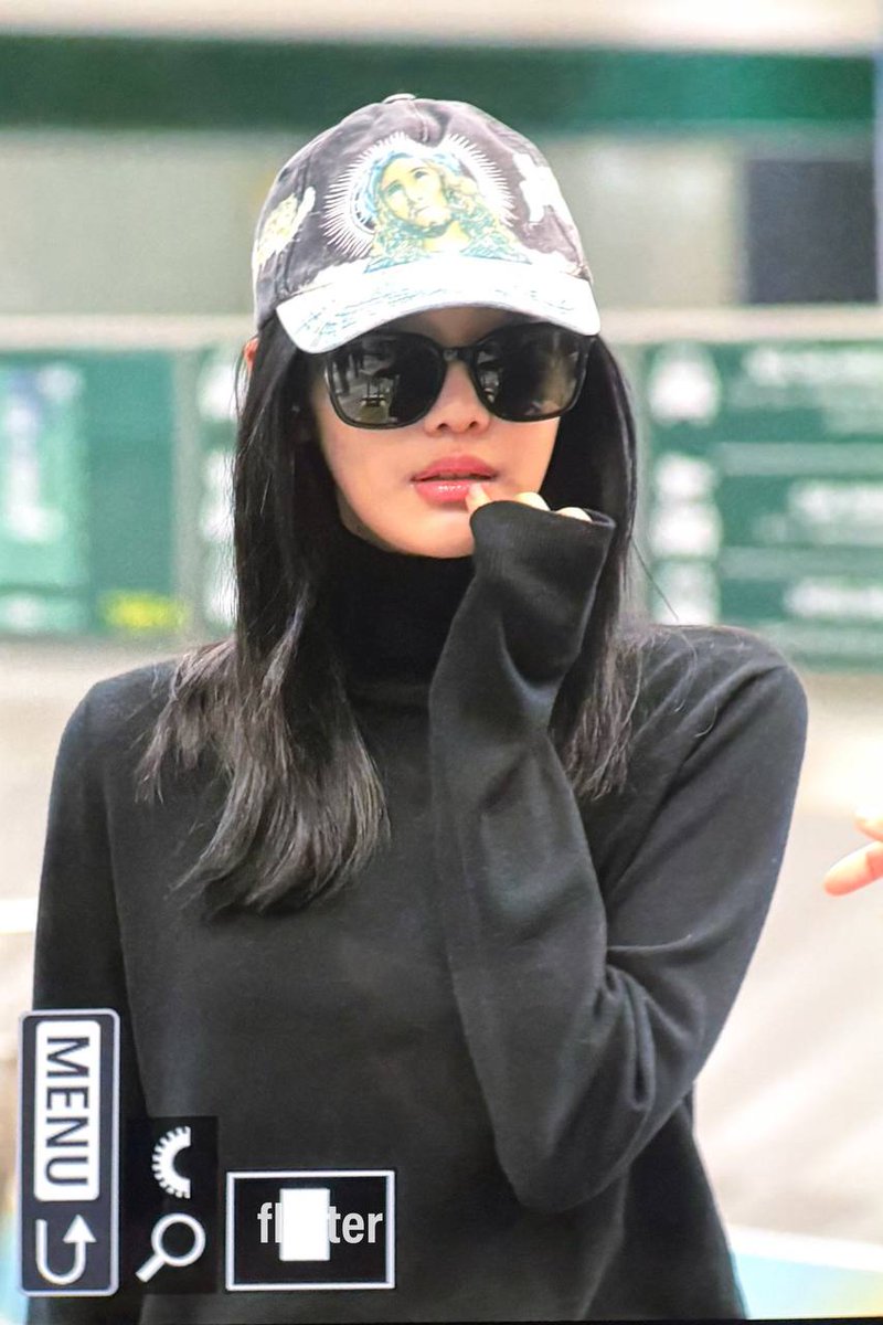 ️️ ️️
️️ ️️
️️ ️️
𝕩 é𝙘𝙝𝙤𝙫𝙖𝙡𝙚𝙣
260316 Preview #Valencia arrived at MXP Airport
️️ ️️
️️ ️️
️️ ️️