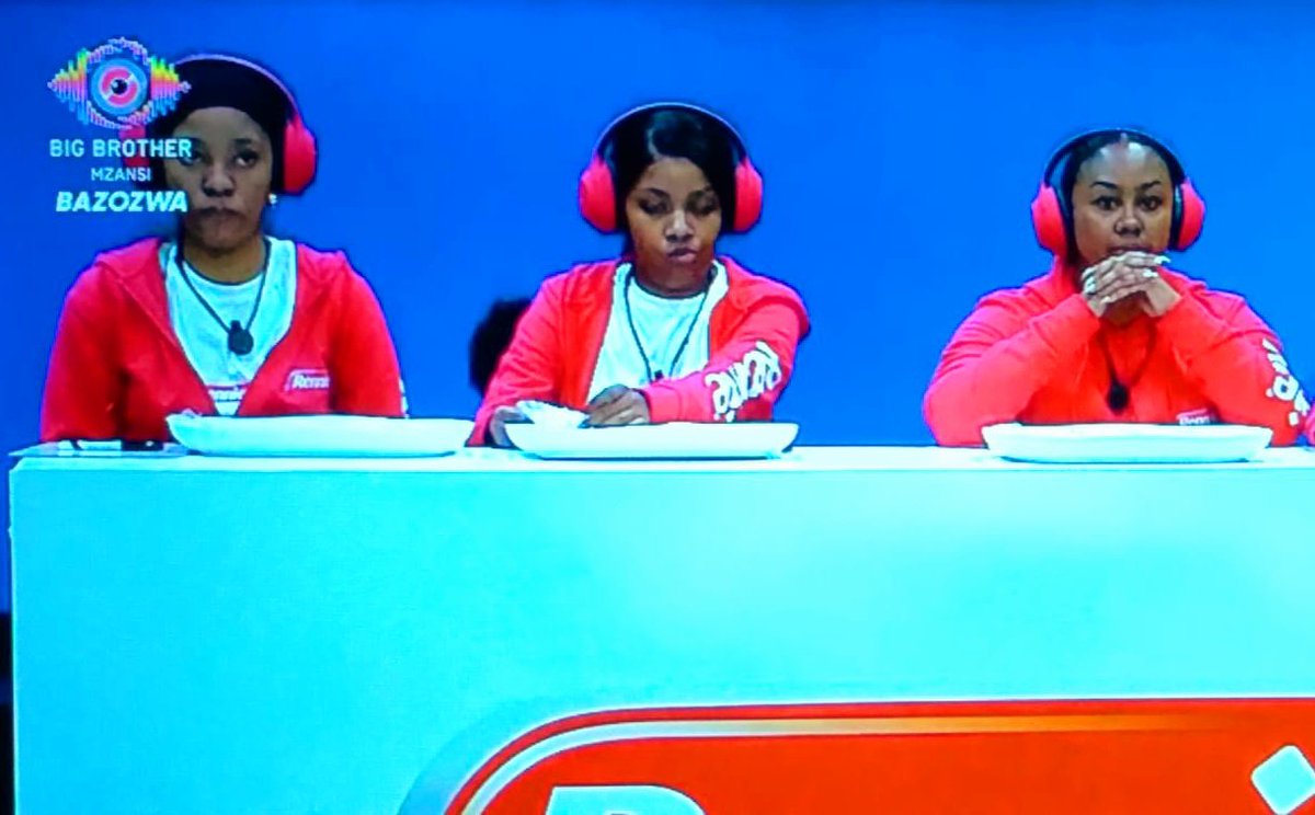 Tee_Ngwana's tweet photo. @BBMzansi #Didi 🌼 
#LiemaPantsi 🌸
#Trixie ⭐
The Three Musketeers 
thank you for entertaining us https://t.co/QEu2wVIJVf