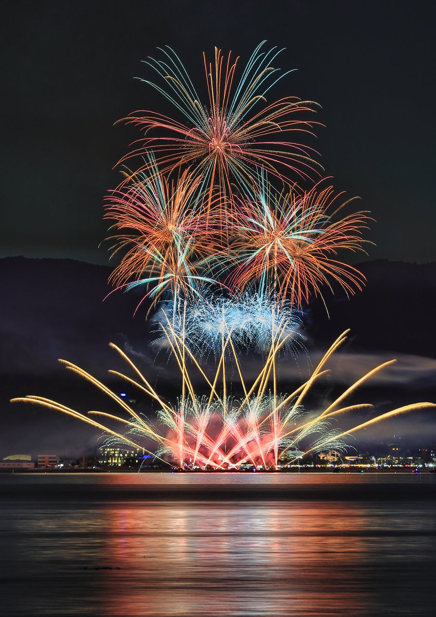 oda0303's tweet photo. #花火大会 #firework #花火甲子園
#ラグーナビーチ
#東京かめら部 https://t.co/DLN5XKINu8