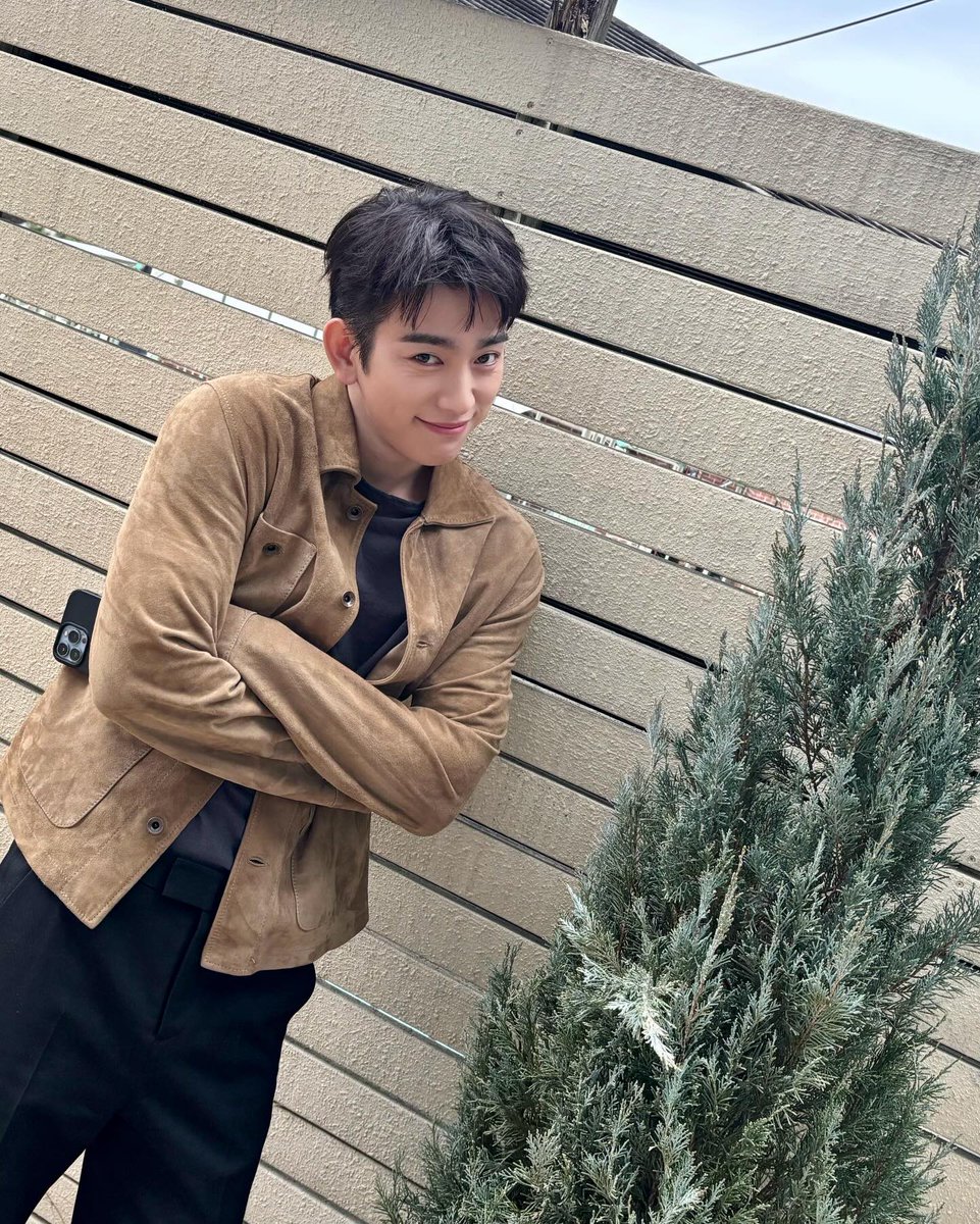 𝙋𝙚𝙖𝙘𝙝𝙥𝙖𝙜𝙚 tweet media