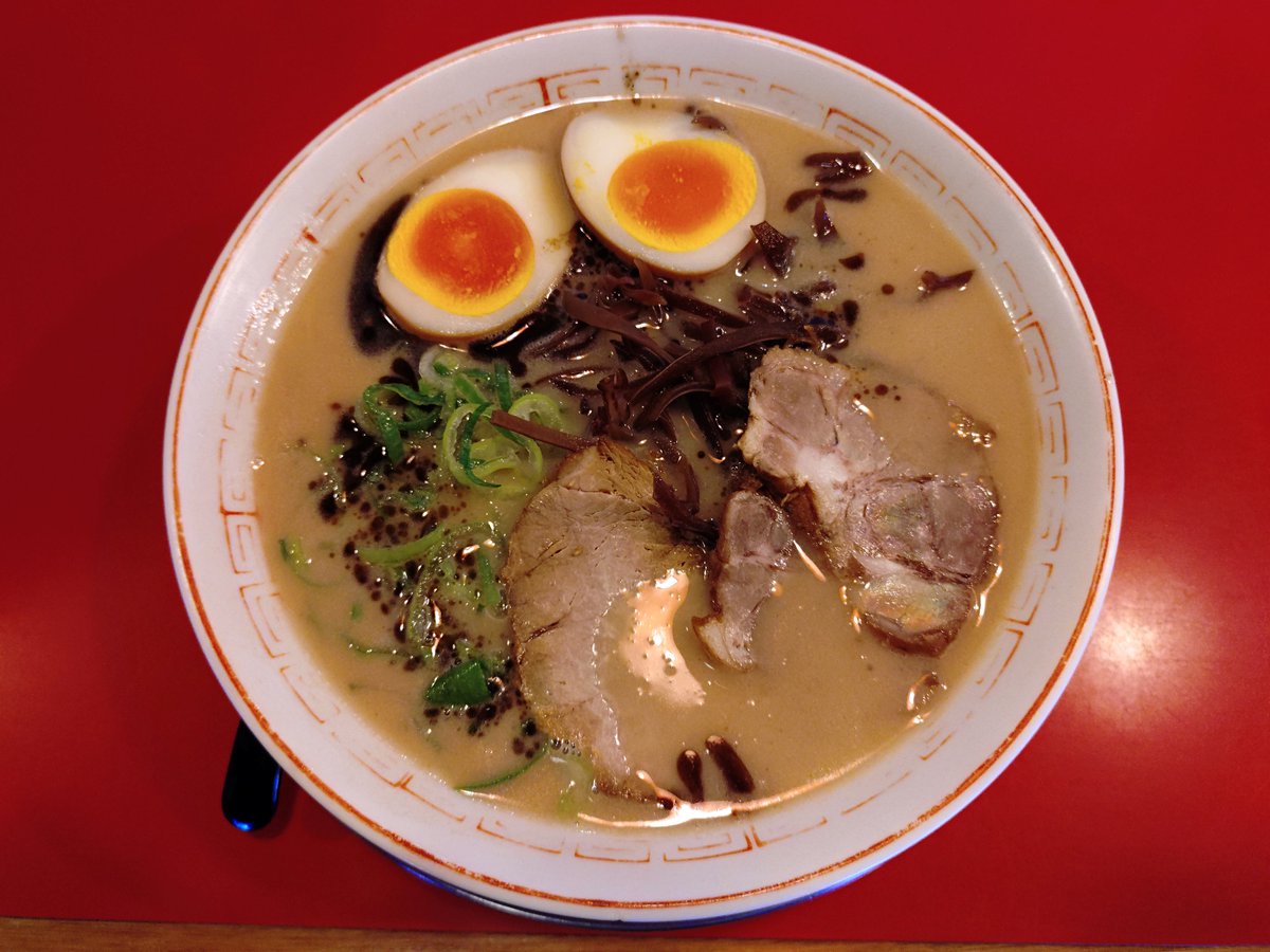 ramenkumamon's tweet photo. ラーメン赤組 味玉ラーメン750円 https://t.co/EI0ppqPrvU 
#ラーメン #熊本 https://t.co/1xH2GTI8z3