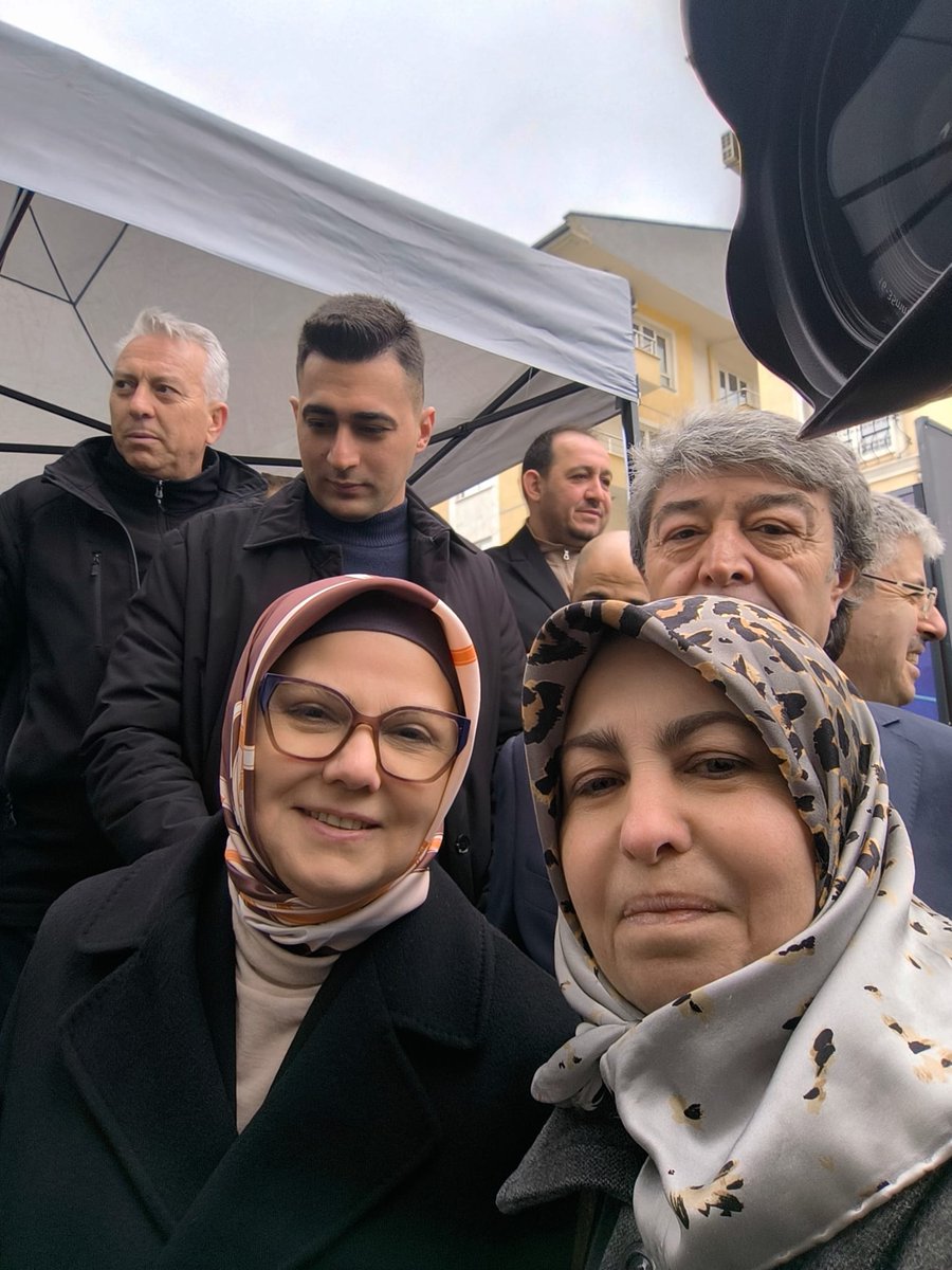 Kayseri'de AK Parti bayramlaşma programına katılıp milletvekiliyle mağdur öğretmenler için verilen  kanun teklifi hakkında görüşme gerçekleştirdik. 

<a href="/akpartikayseri/">AK Parti Kayseri</a>
<a href="/DursunATAS38/">Dursun ATAŞ</a>
<a href="/aysebohurler/">Ayşe Böhürler</a>

#MülakataçözümMeclisYolu