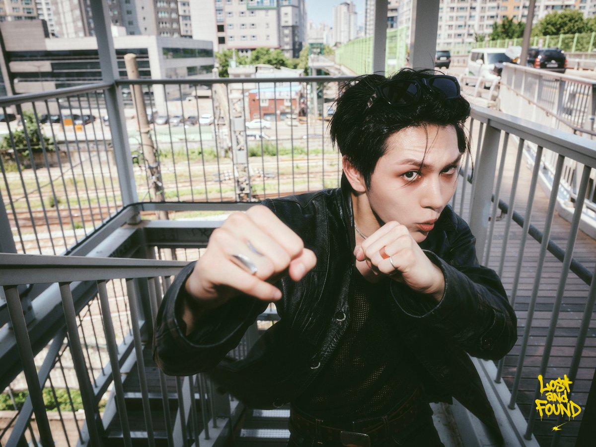 KINO 3rd EP
[Lost and Found]

CONCEPT PHOTO 3

2026.04.01 6PM (KST)

#KINO #키노
#LostandFound