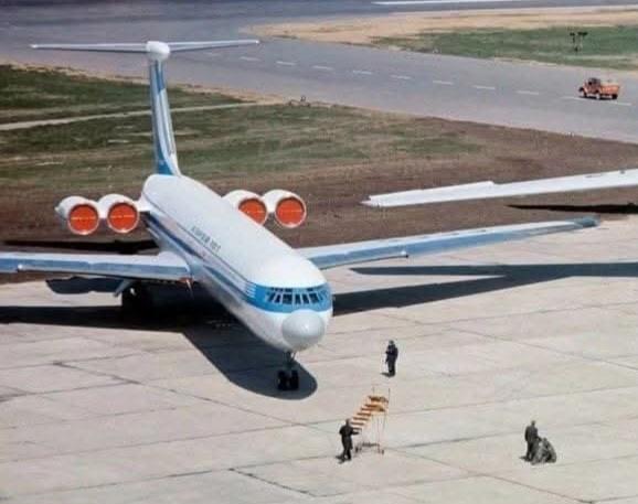 Interflug Airlines tweet media