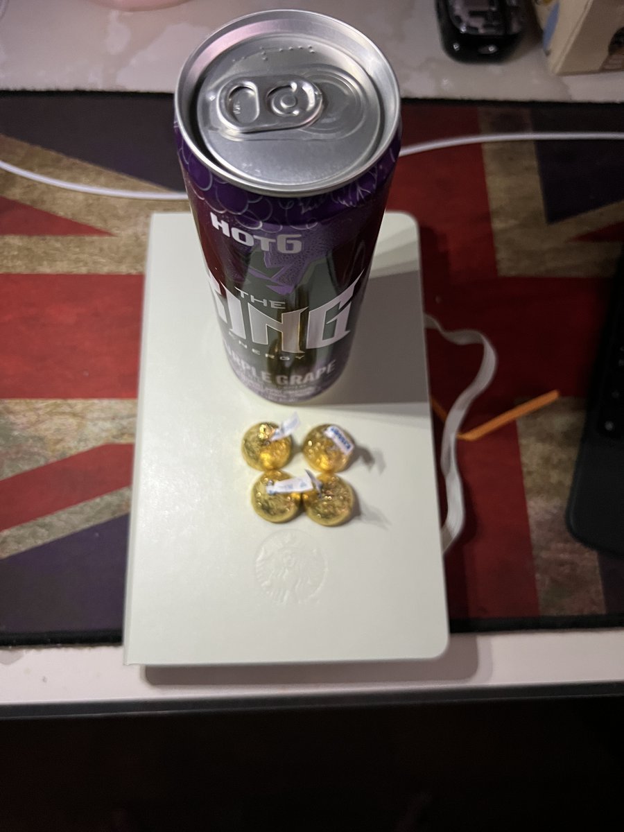 authorhee72 tweet media