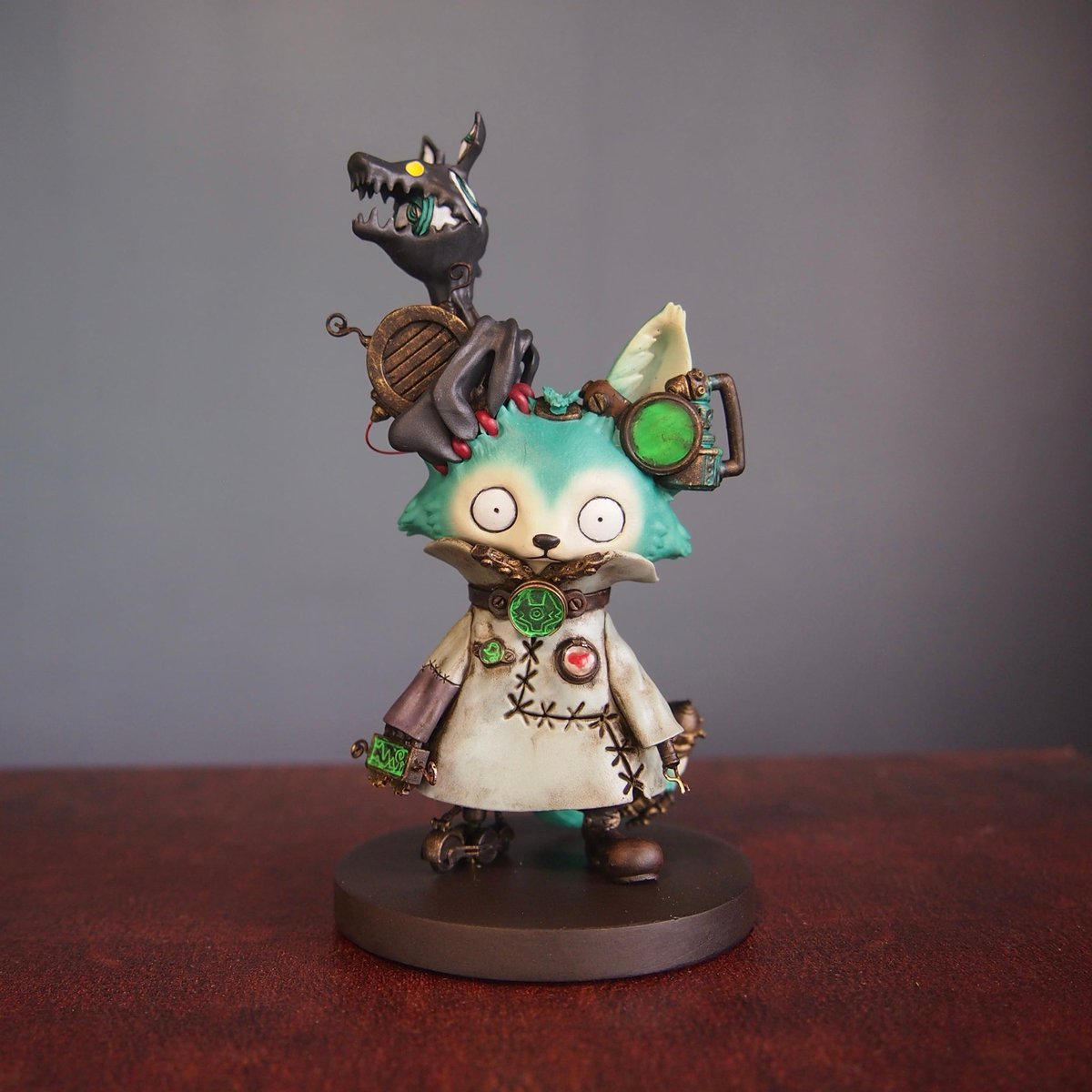 Room1374 tweet media