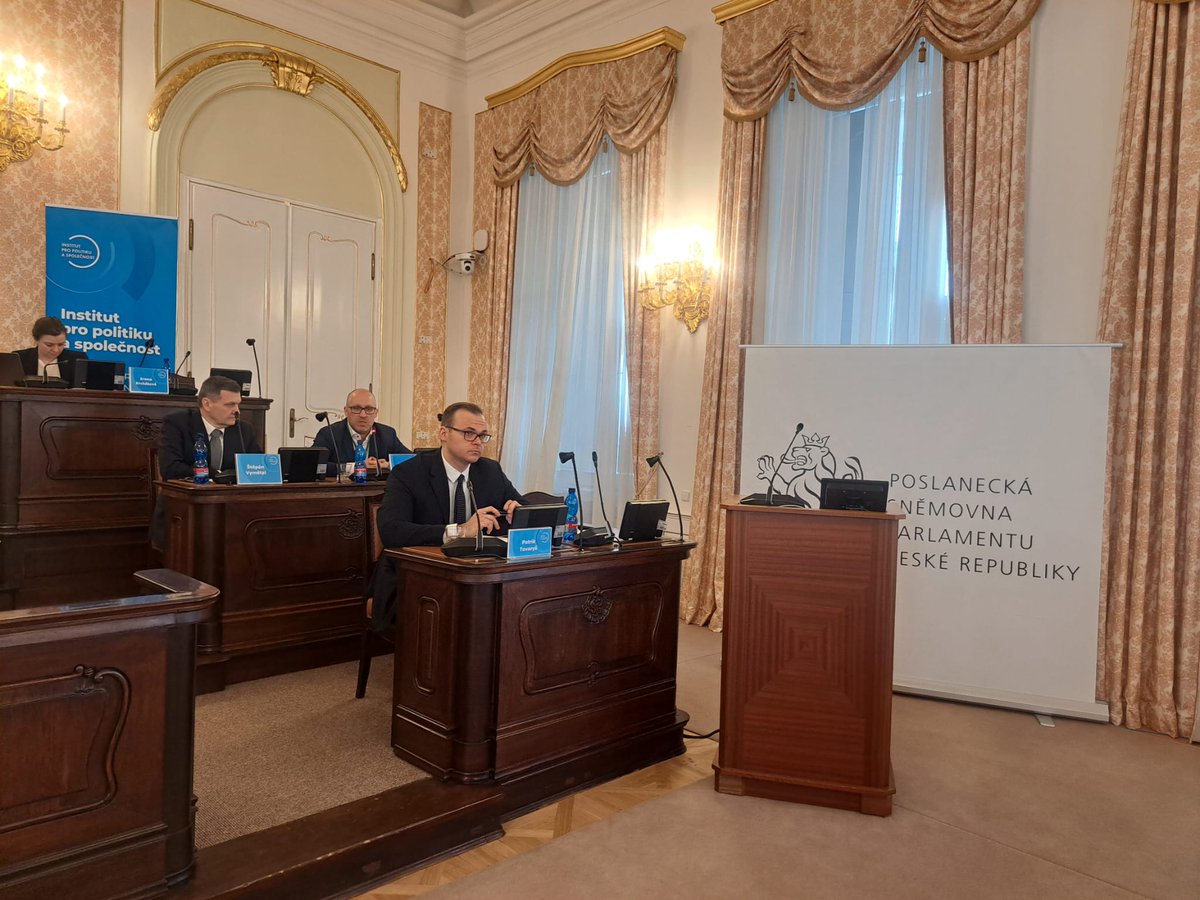 Embamex Rep. Checa tweet media