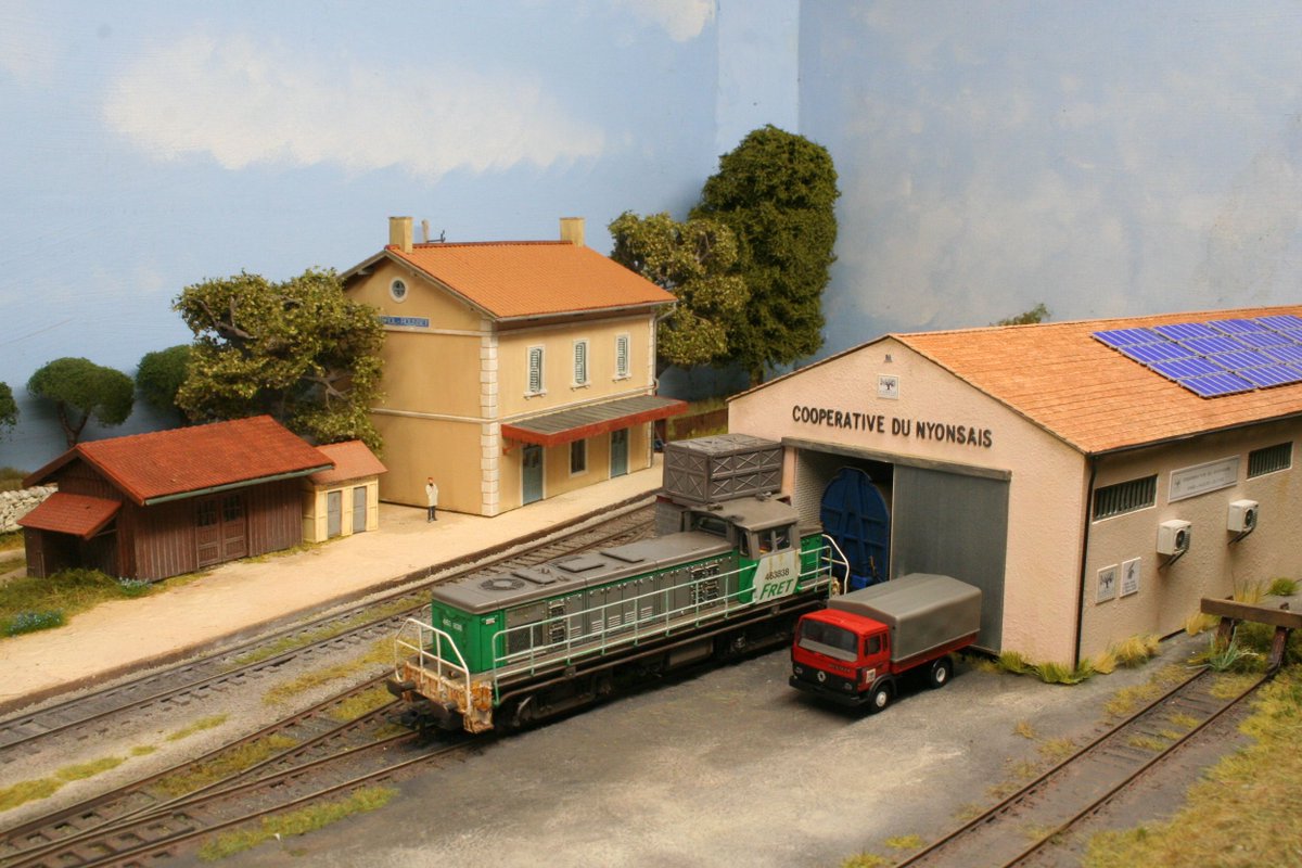 Model Railway Club tweet media