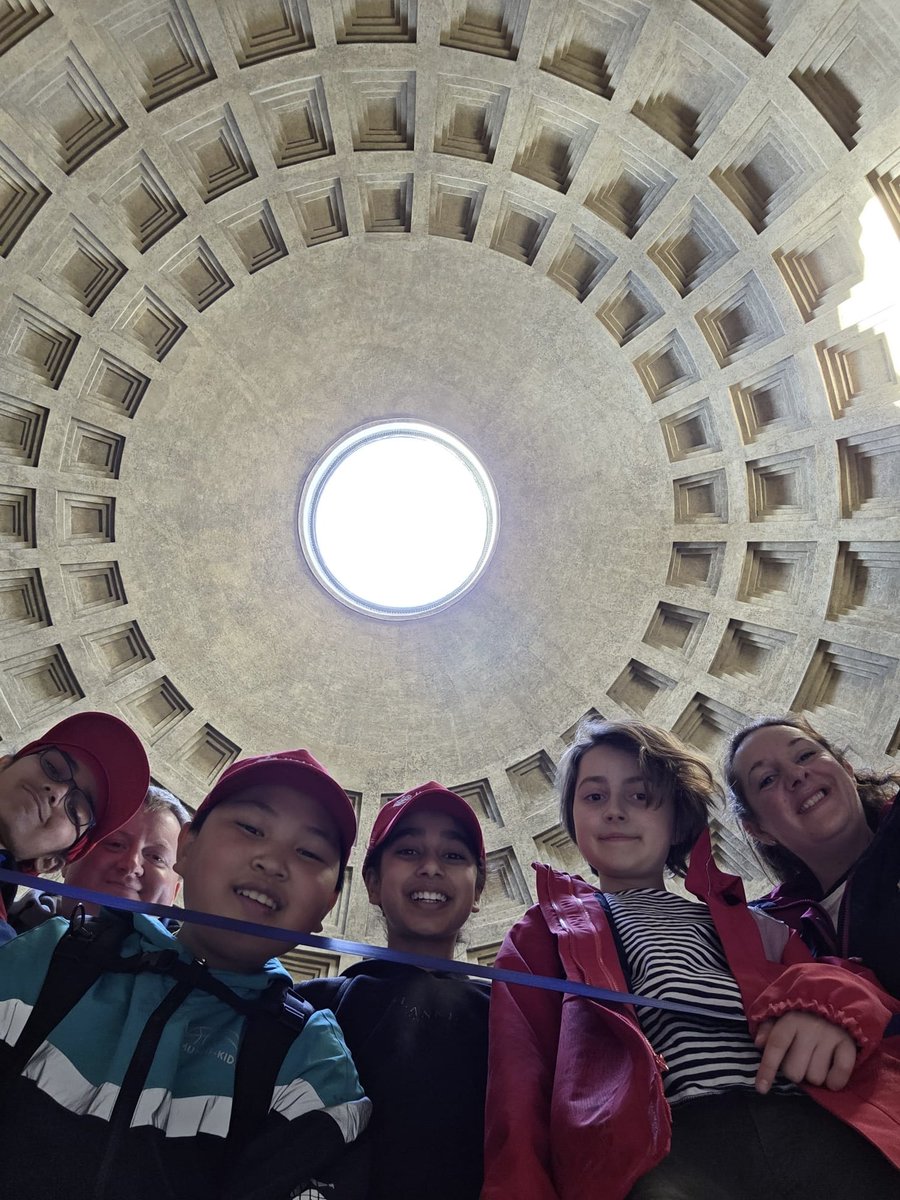 Hallfield School tweet media