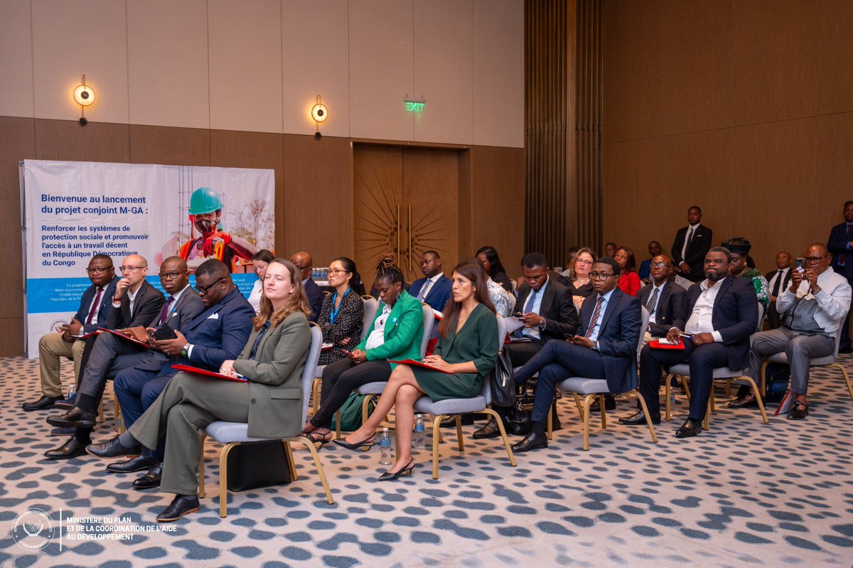ONURDCongo's tweet photo. 🇨🇩🇺🇳La RDC lance un projet conjoint pour renforcer la protection sociale et promouvoir l’accès à un travail décent.
Cette initiative va soutenir les jeunes, les femmes et les travailleurs de l’économie informelle.

👉Communiqué de presse https://t.co/SiSqGIlE3w

#EmploiDécent https://t.co/EQlDvpADpz