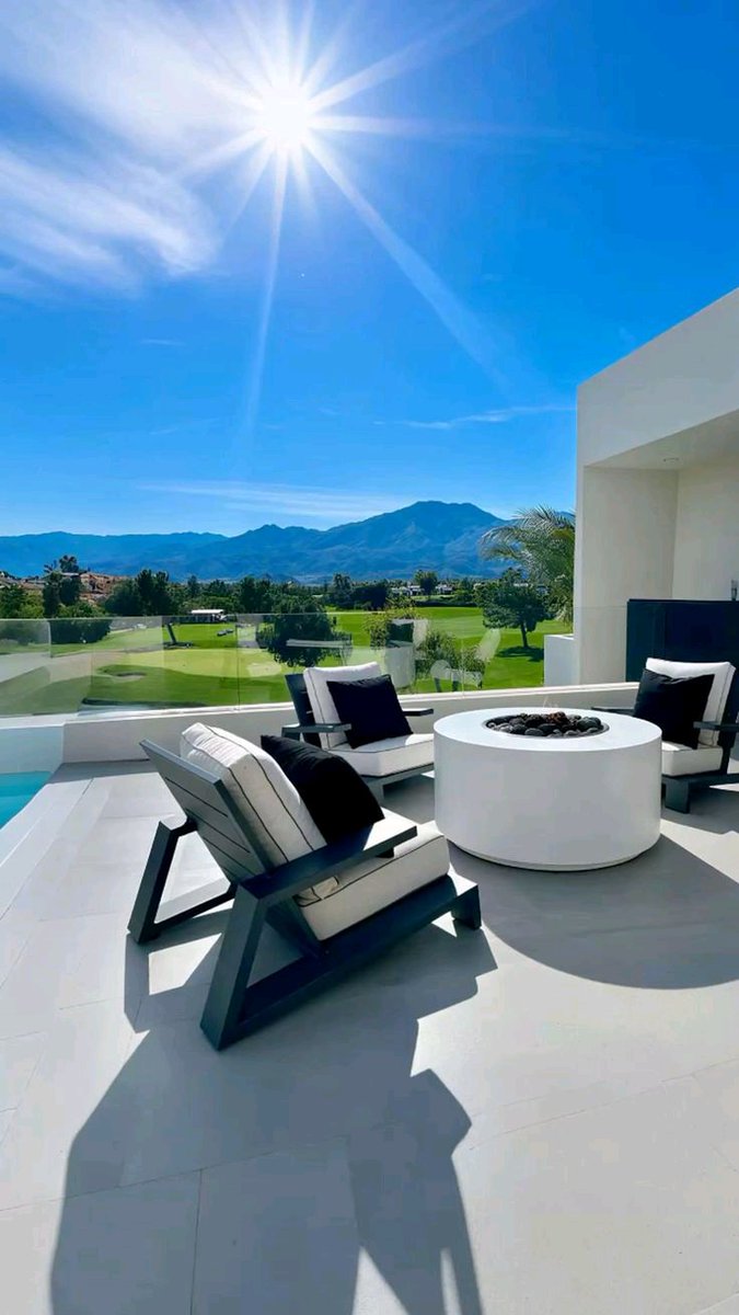 Emperor.SOL tweet media