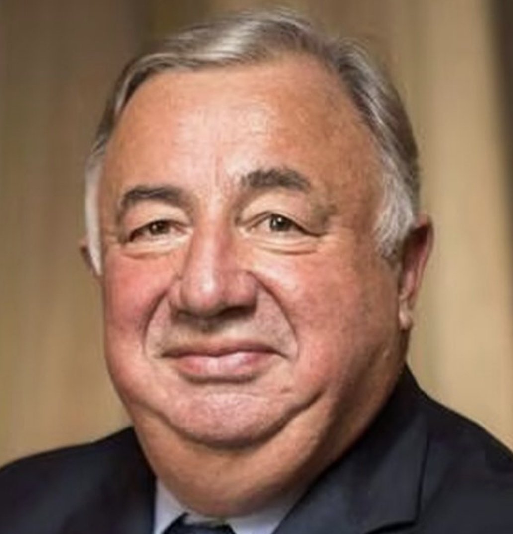 #LR change de nom et va s'appeler 
#COLLABOS
Dorénavant, on ne dira plus 
« les LR » 
mais 
« les COLLABOS ».