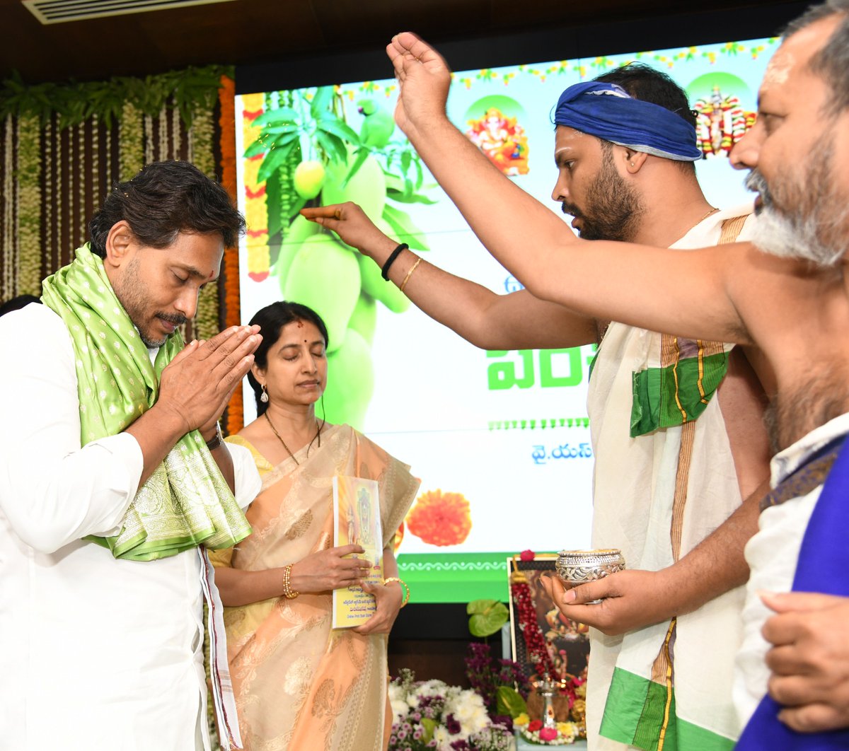 Indian Political Super Star - YS Jagan tweet media