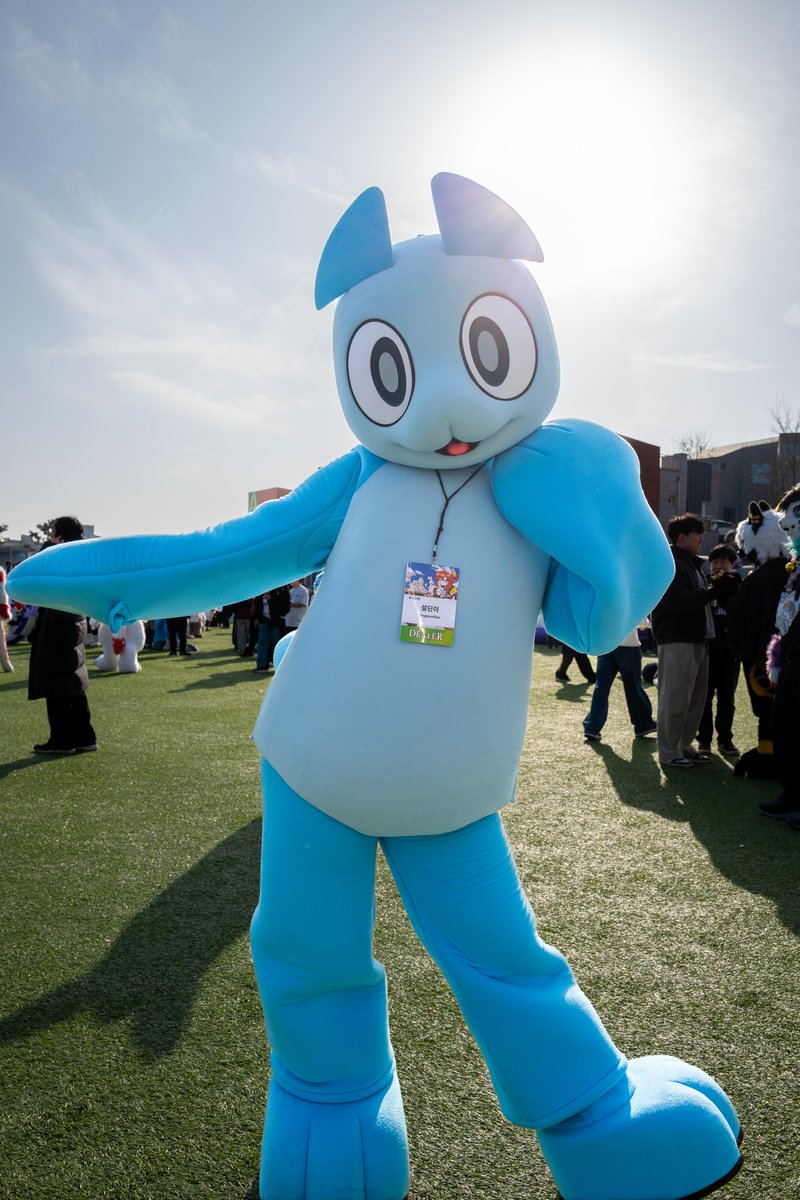 "있잖아요, 지금부터 맑아질 거예요." 설딘님의 미소를 보면요! 😆

🐾설딘이님 <a href="/eggsardine/">설딘이 | 퍼슈트</a>