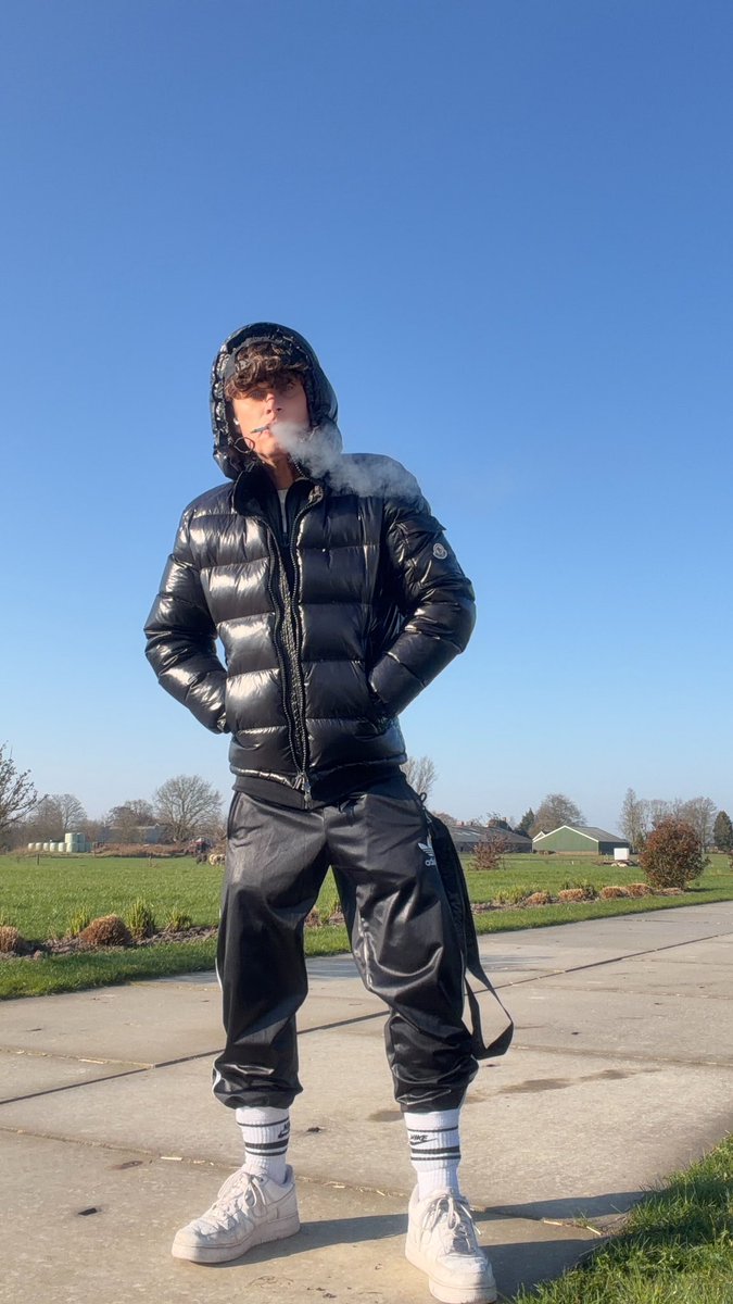 ProllMaster tweet media