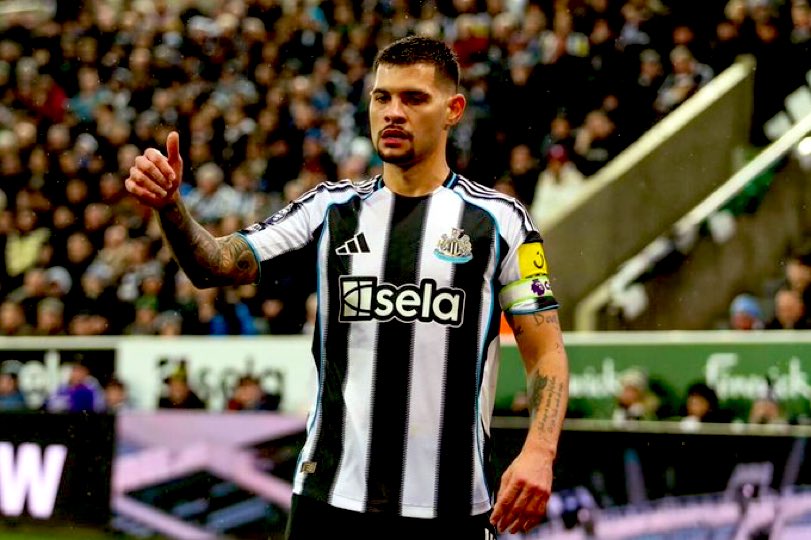 Suka Bahas Bola tweet media