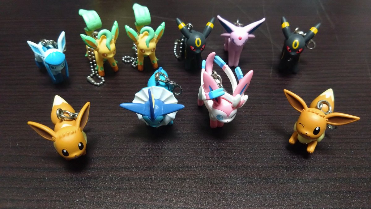 ピカピ tweet media