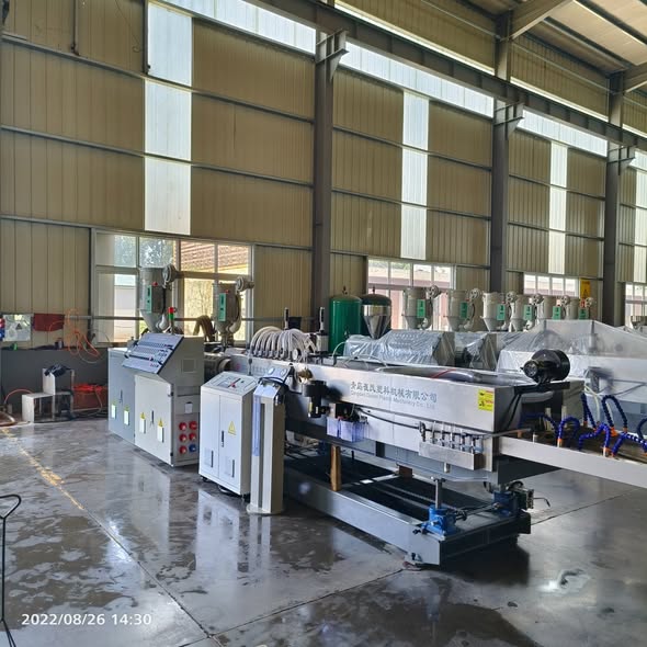 CuishiPlastic's tweet image. Double-wall corrugated pipe lines with co-extrusion improve forming stability, bonding &amp;amp; speed. Ideal for drainage &amp;amp; cable protection. 🚧
cnplasticmachinery.com
#doublewallpipe #corrugatedpipe #hdpepipe #plasticextrusion