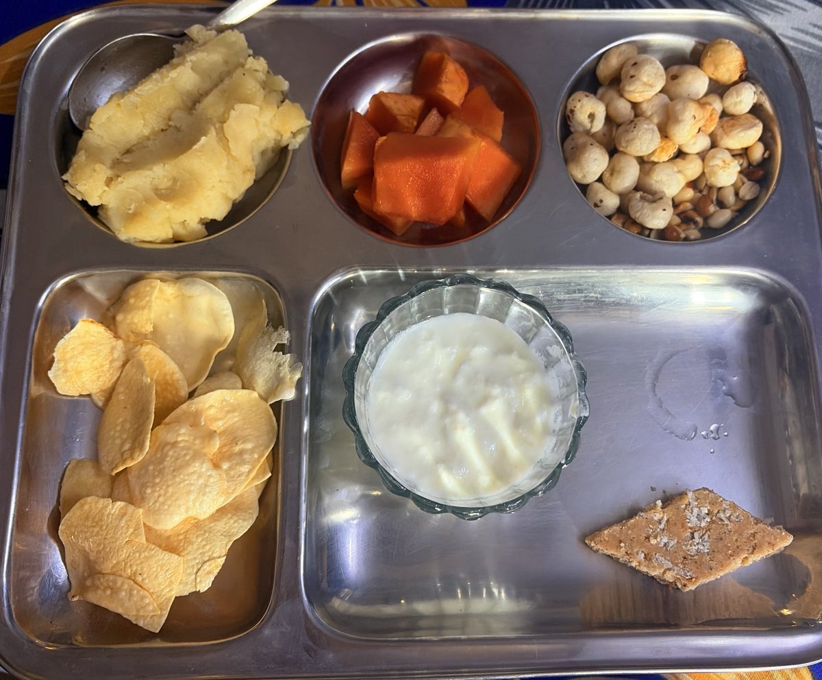 not your ash🎀 tweet media