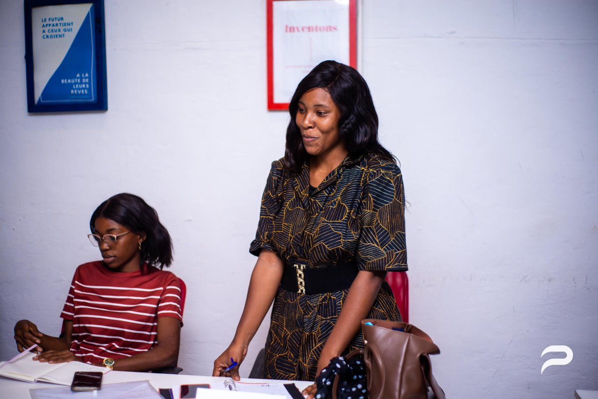 Incubateur Pull Up Business Women tweet media