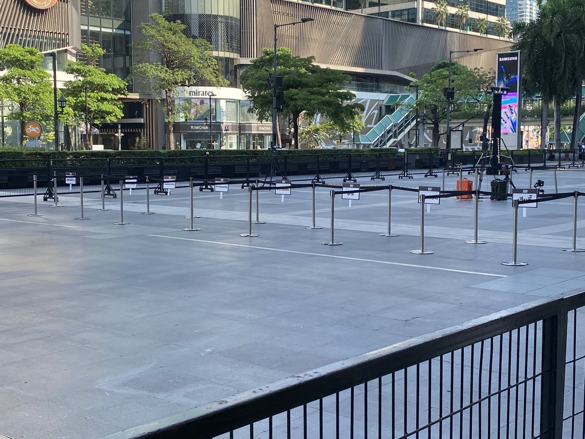 รวมพลแบบใหม่ตัดปัญหาจองที่ ใครมาก่อนไม่ต้องตีกันสุ่มฟิลเกมวัดดวง อิดอก5555555 ให้เลือกบ้าน แล้วจับฉลากบ้านไหนได้เข้าก่อน

- แฟนพี่จั๋ง 
- ป๊าโมจิจูเน่
- กองดองณรัณ
- พี่สาวน้องปาล์ม
- สะไภ้จีรเนตร
- ป้าจี
- มัมหมีกฤติณ
- เฮียกี้
- คุณยายหนูฮานะ
- พี่เพอ

#PERSES #PERSES_TH