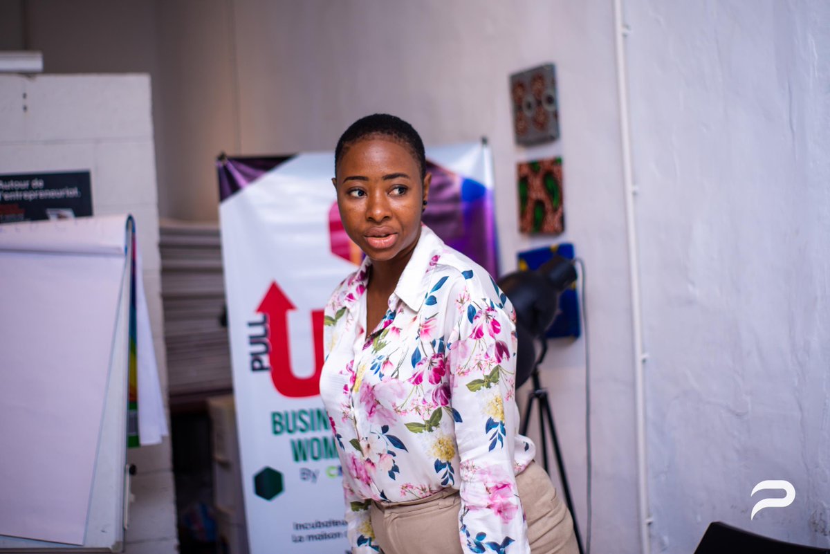 Incubateur Pull Up Business Women tweet media