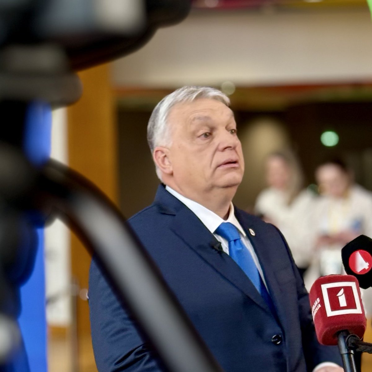 🇪🇺Viktor Orban powtarza - bez ropy nie będzie pieniędzy dla Ukrainy. Na unijnym szczycie liderzy spróbują przekonać premiera Węgier do uszanowania zgody na 90mld pożyczki i postanowień z poprzedniego szczytu. - On nas zdradził - tak stawia sprawę premier Finlandii <a href="/RadioZET_NEWS/">Radio ZET NEWS</a>