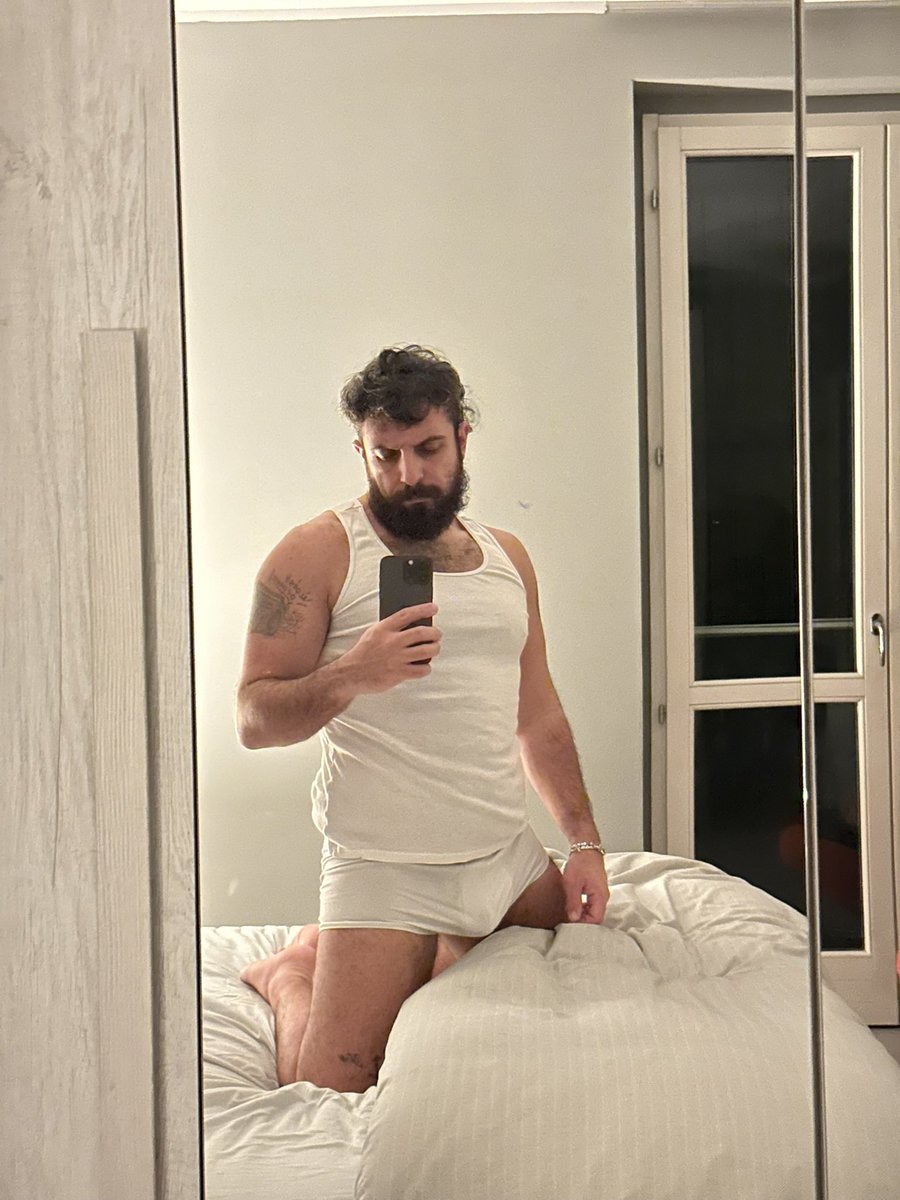 Napoleon Commander tweet media