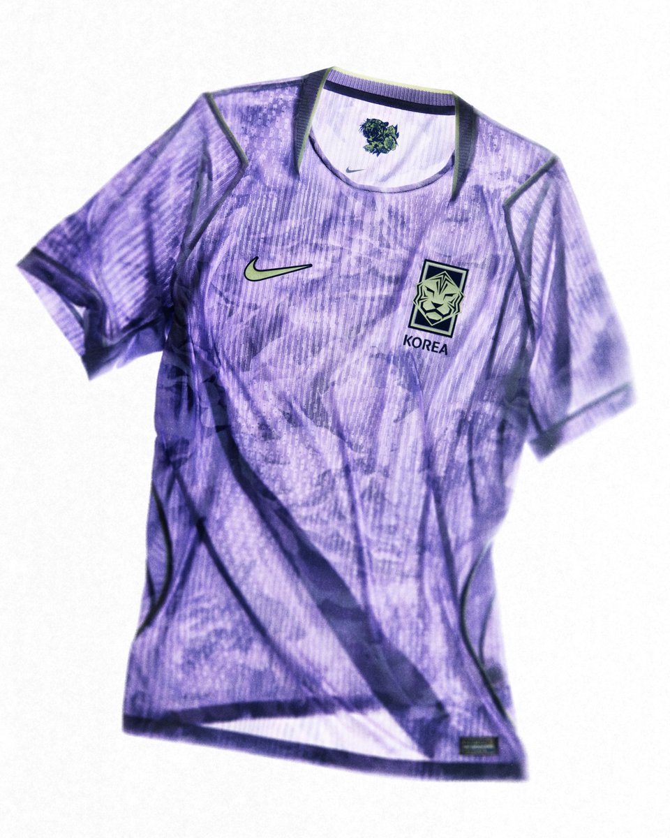 esvaphane tweet media