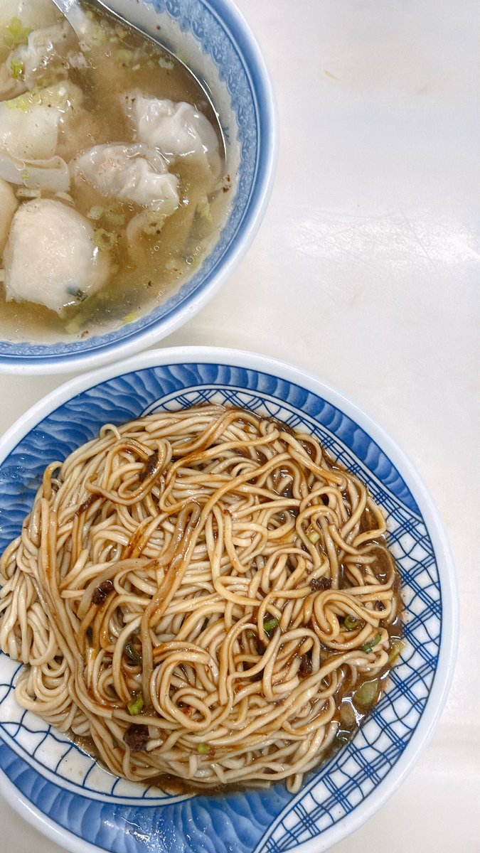 A C🐈‍⬛ tweet media