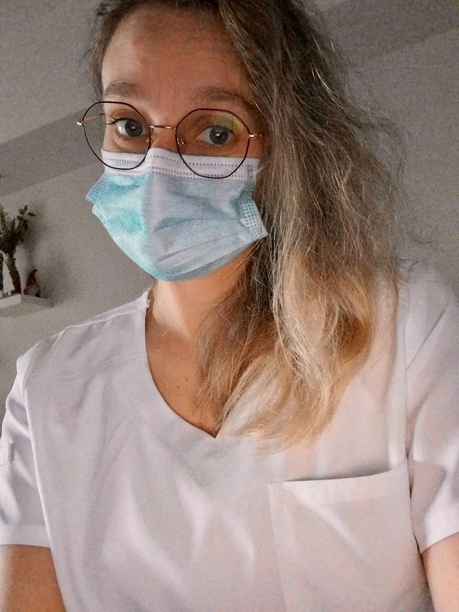 Lola l'infirmière 💉 tweet media