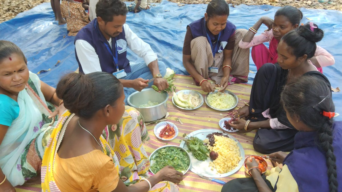 samekit_k's tweet photo. ✨ A commendable initiative in Tonto Block, West Singhbhum is improving maternal &amp; child care.
Samekit Jan Vikas Kendra team for driving this change!
#WomenEmpowerment #MaternalHealth #ChildCare #Nutrition #RuralDevelopment #SJVK https://t.co/c1EcoNegA0
