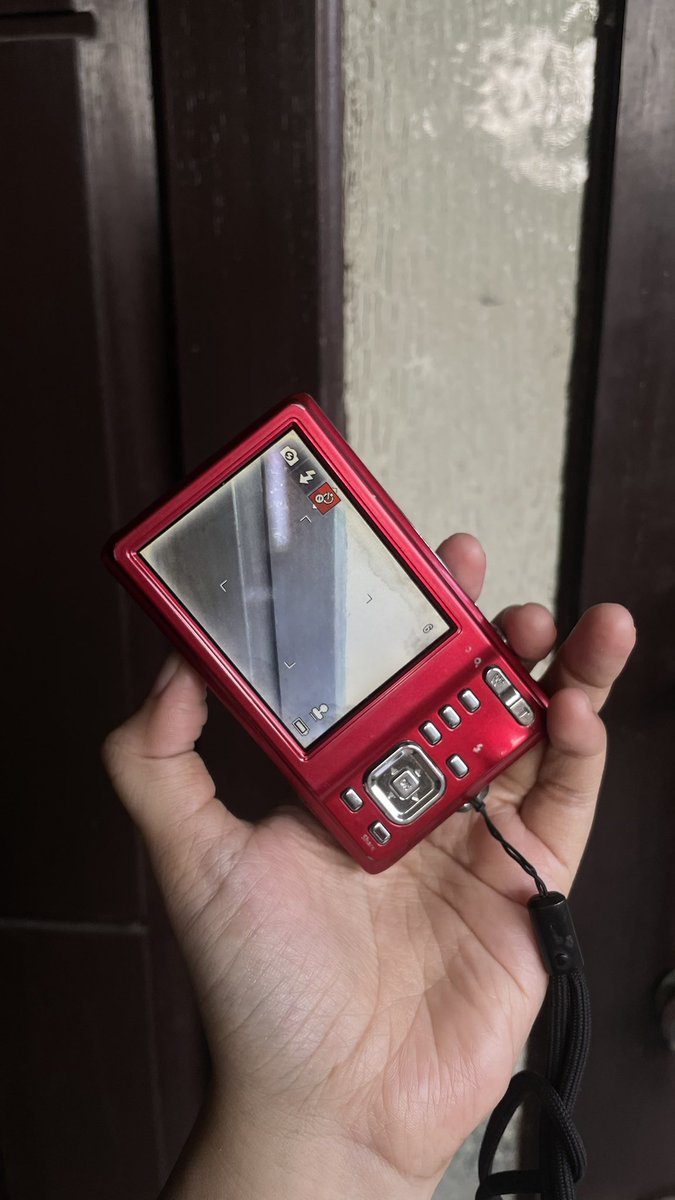 reyy 🦩| WTS DIGICAM tweet media
