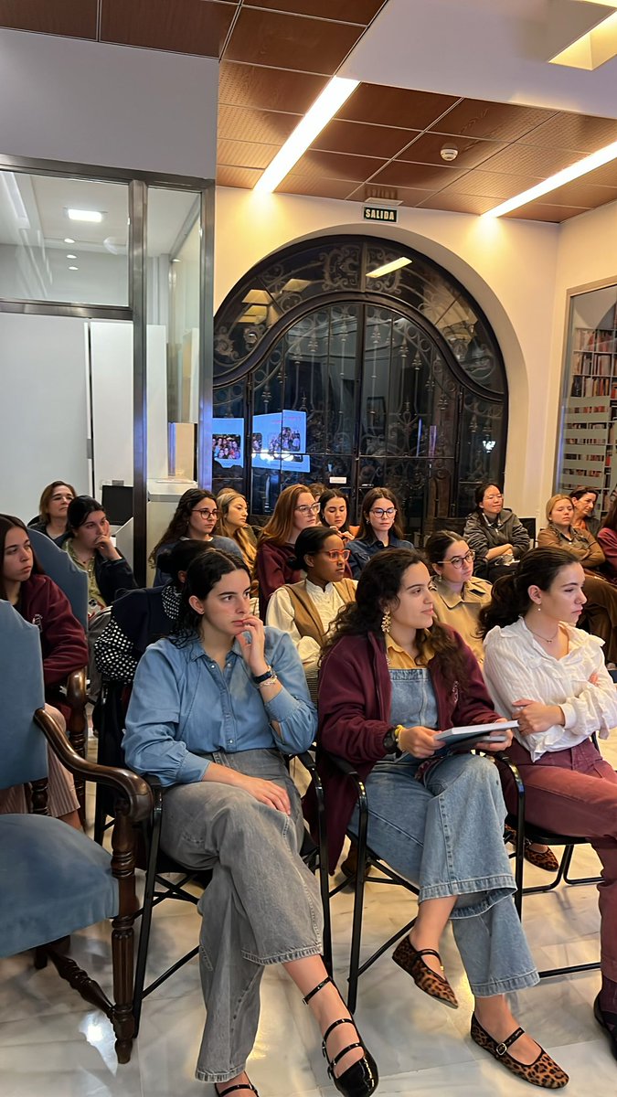 Colegio Mayor Alborán tweet media