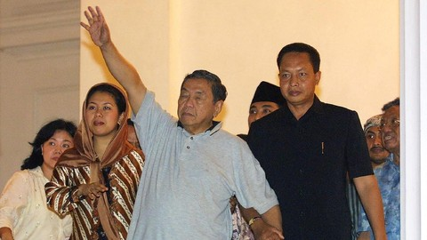 Lambe Saham tweet media