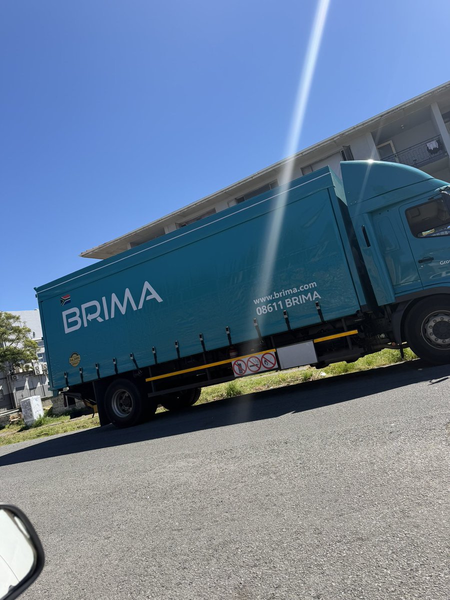 Kinglu_ii's tweet photo. @tshepomekoa Spotted in East London, Eastern Cape 👌🏼👏🏽 https://t.co/fPt8zTYqC4