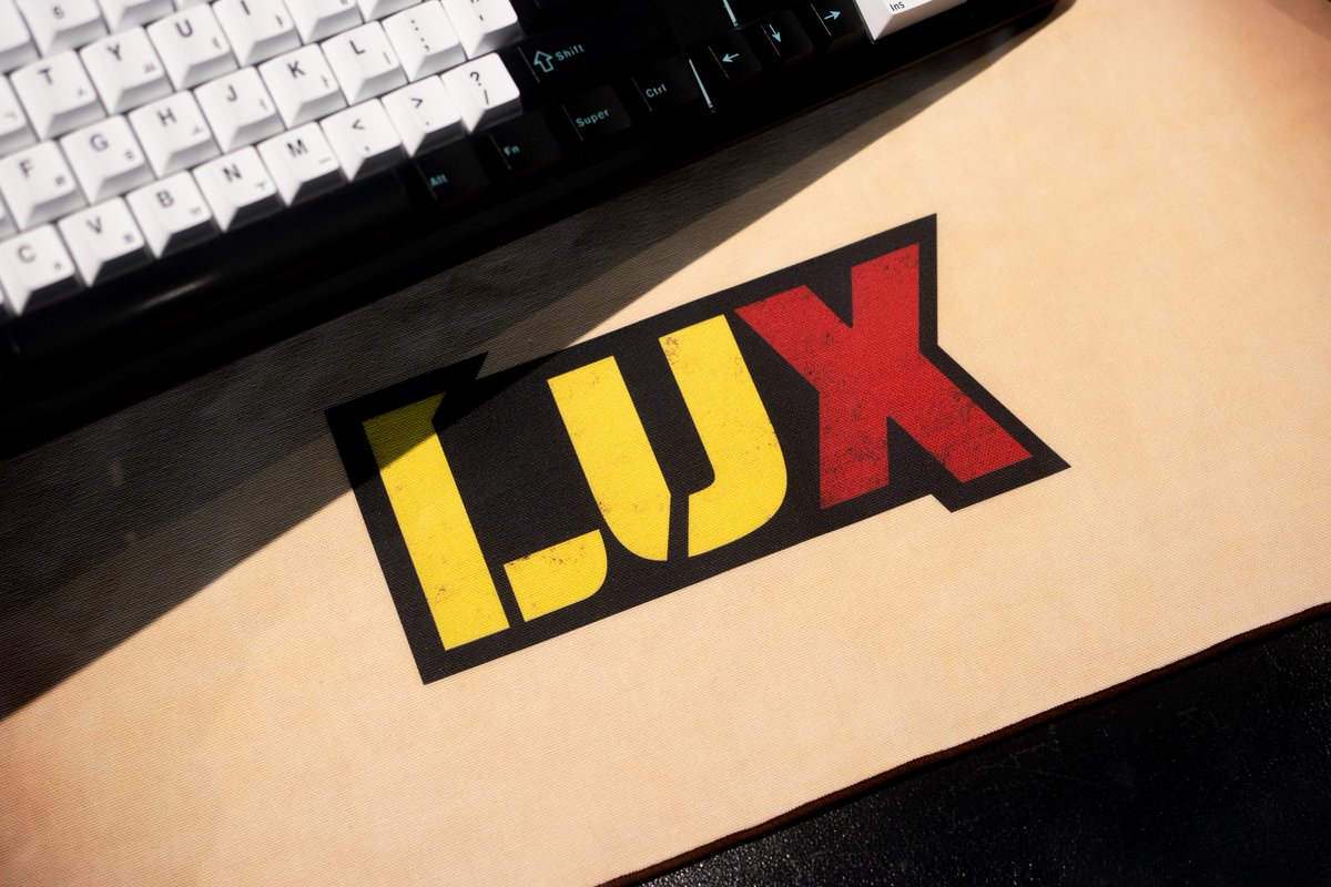 Team LuX💛❤️ tweet media