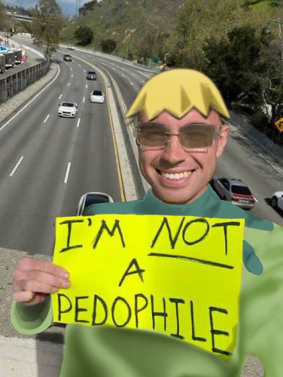 13 Strawberries tweet media