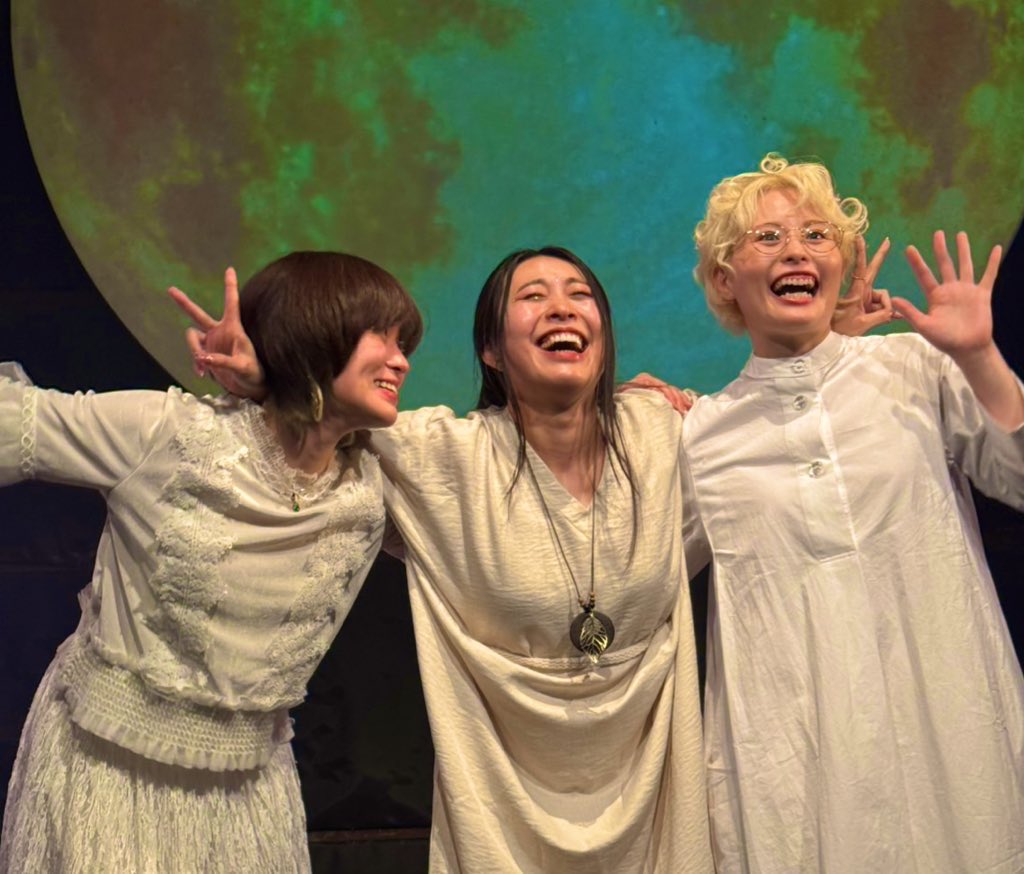祈り〜生きていればいい〜

ご来場いただき
ありがとうございました🌕

今日を共に生きられたことに
心から感謝しています✨

#ほたるのいのり