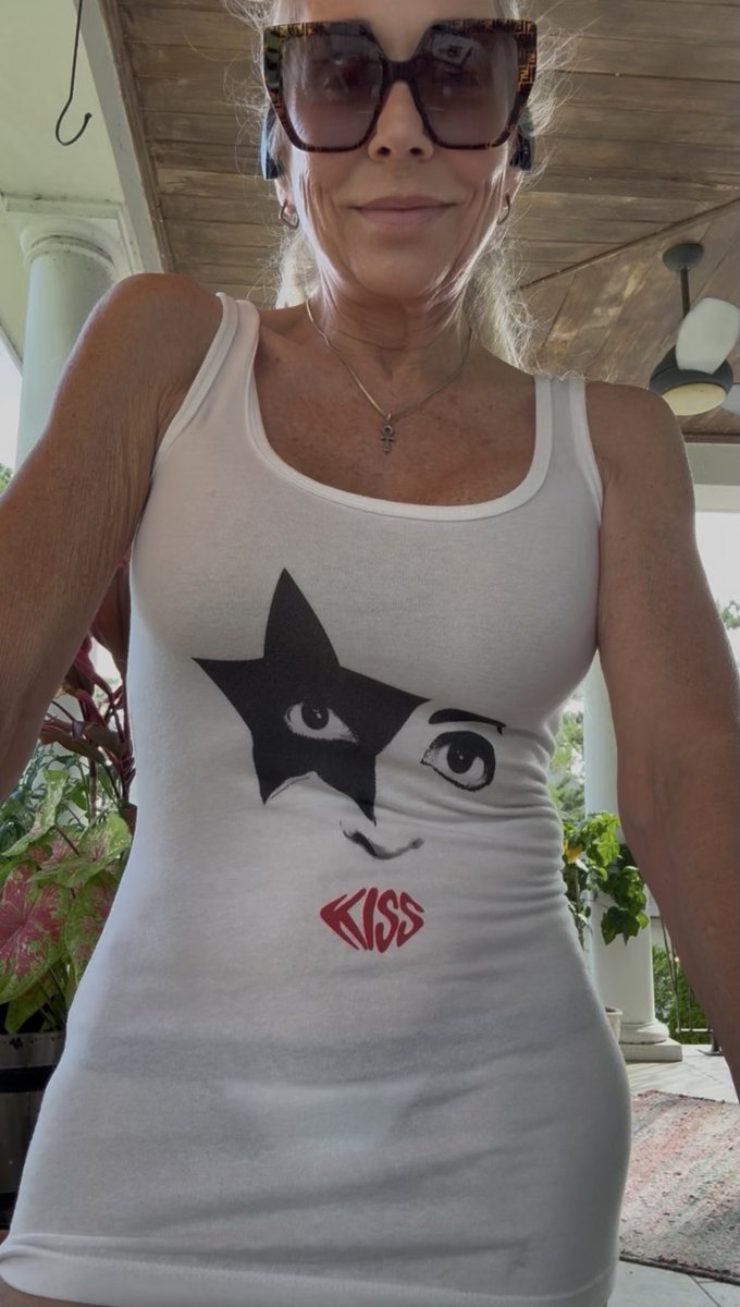 𝕤𝕌𝕊𝔸𝕟 𓃠 𝕝𝕠𝕌𝕚𝕊𝕚𝔸𝕟𝕒 tweet media