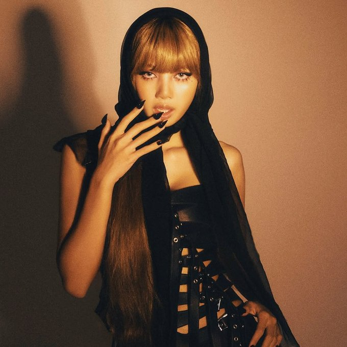 Kpop Stats tweet media