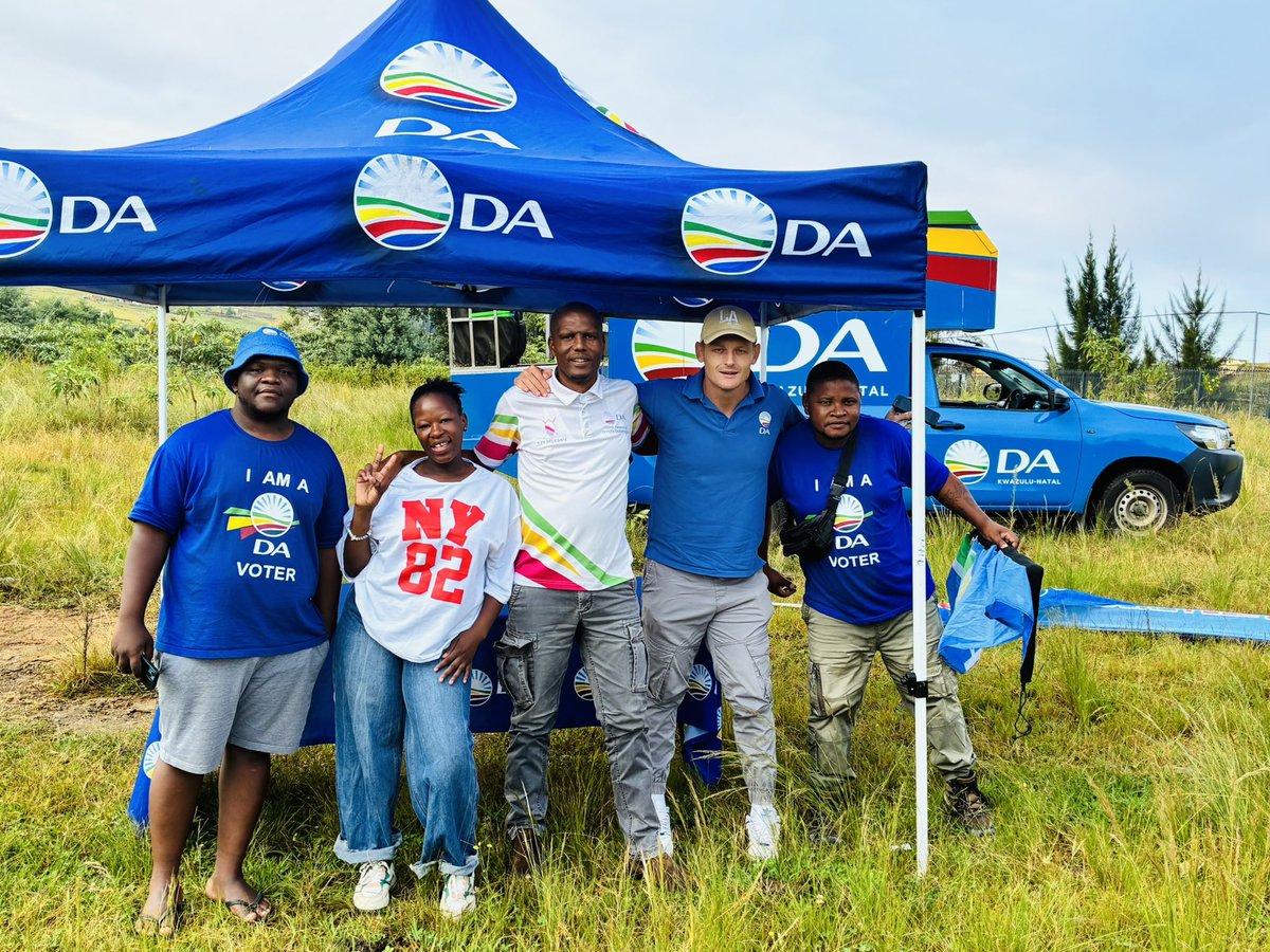 DA_KZN's tweet photo. Democratic Alliance Student Organization (DASO) at uMfolozi TVET College- Nkandla and DA KZN Provincial Leadership already on site as we get ready for the SRC elections.
Vote DASO!!
#NoStudentLeftBehind
#MoveUndergroundBlueLions https://t.co/KVOkdEdrHq