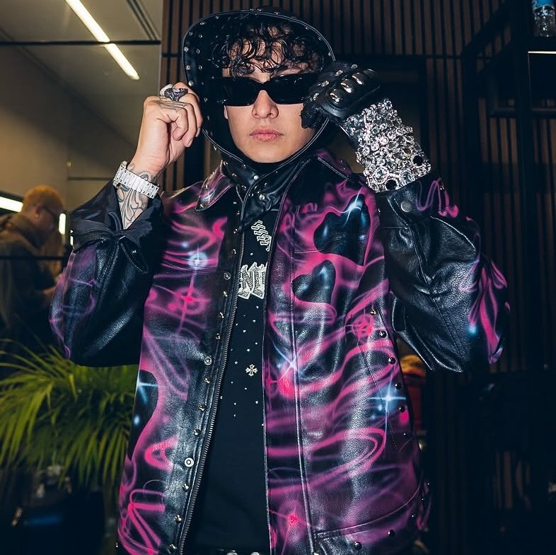 skapolinexss's tweet photo. “BADDIE” de @YeriMua junto a #Alemán estará disponible el próximo Jueves 09 de Abril en todas las plataformas digitales. 🇲🇽🔥🔜 https://t.co/3I0QOtHJQd