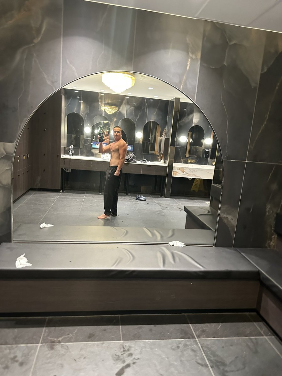 69 Cent 💹🧲 tweet media