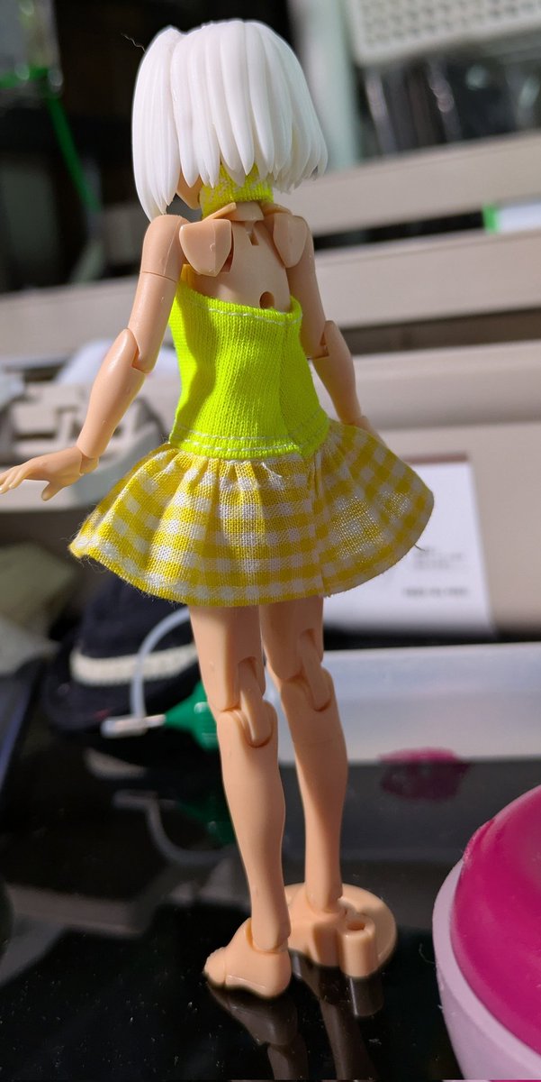 r2doll's tweet photo. 背面。
次は袖なし付きを作りたいな。 https://t.co/GWRZRVmDNc