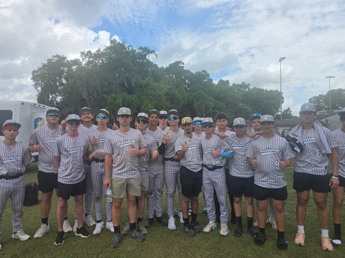 Coach Sanders tweet media