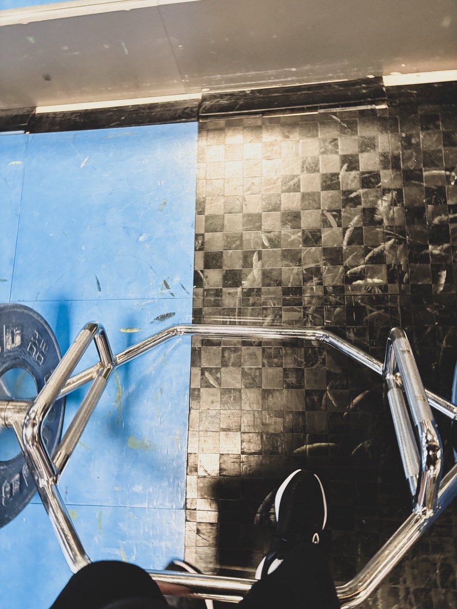 musicguy.base.eth tweet media