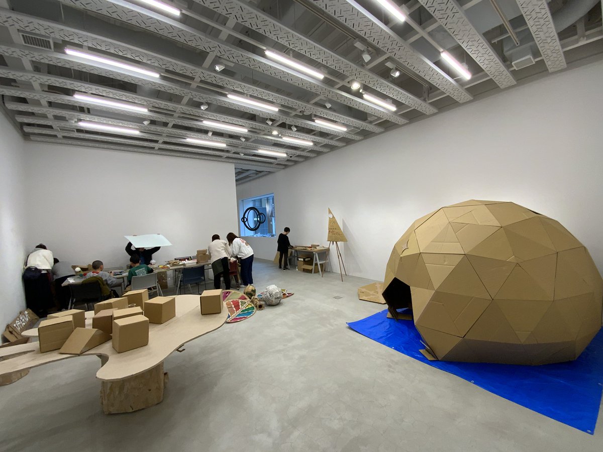 八戸市美術館 tweet media