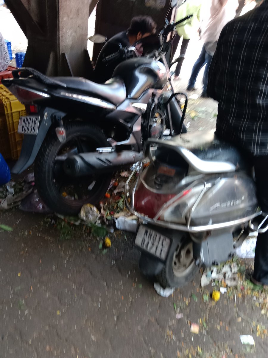 Chang the POV tweet media