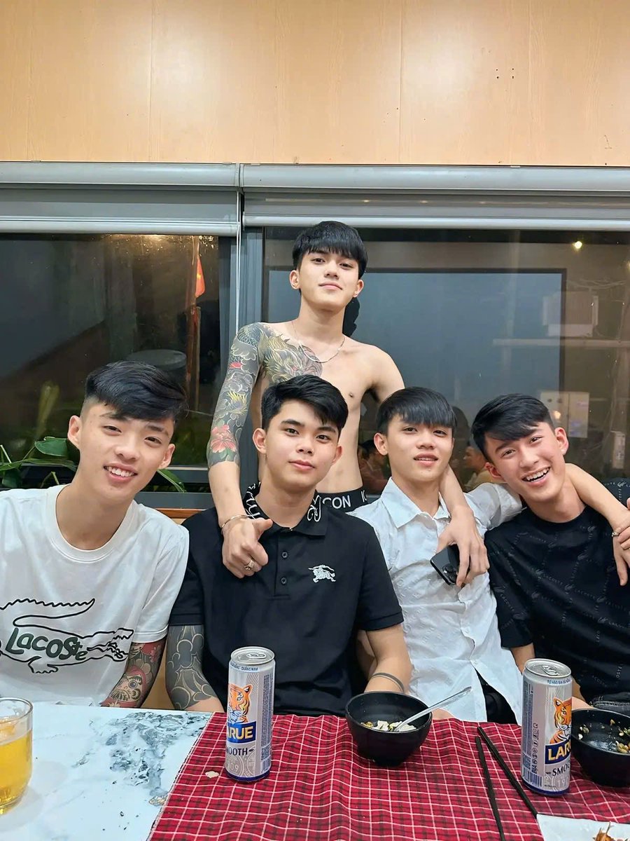 ĐỒNG CHÍ ƠI tweet media